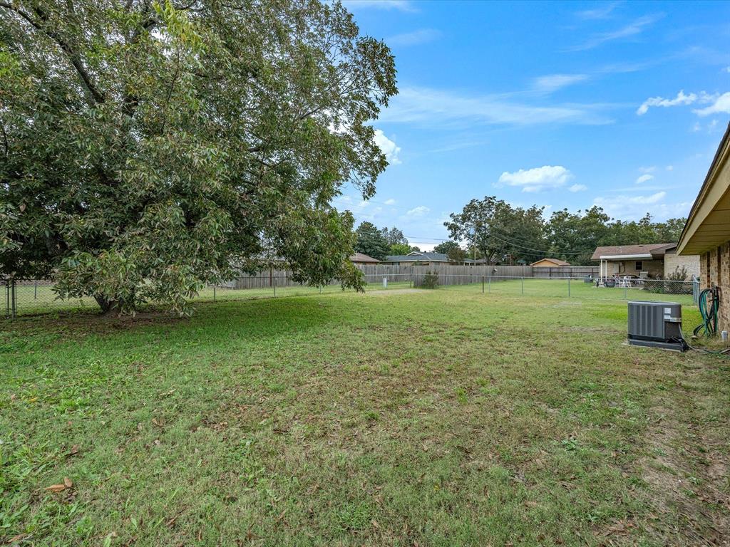 Briarcrest Drive Rm 601 Bryan - Residential