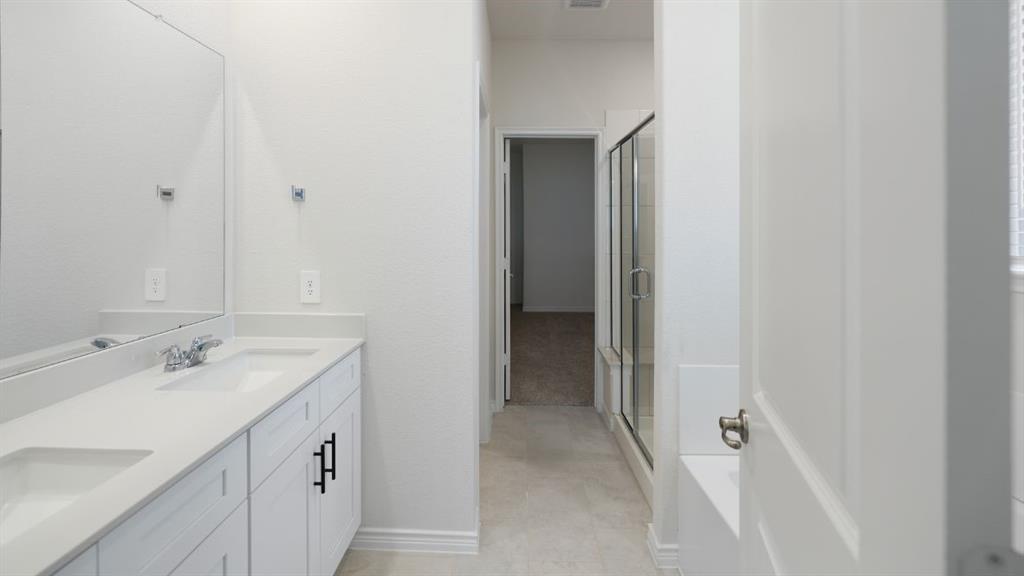 The Landing at Hidden Lakes - Residential