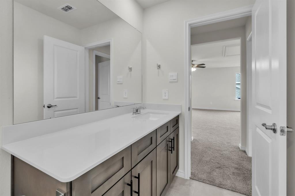 The Landing at Hidden Lakes - Residential