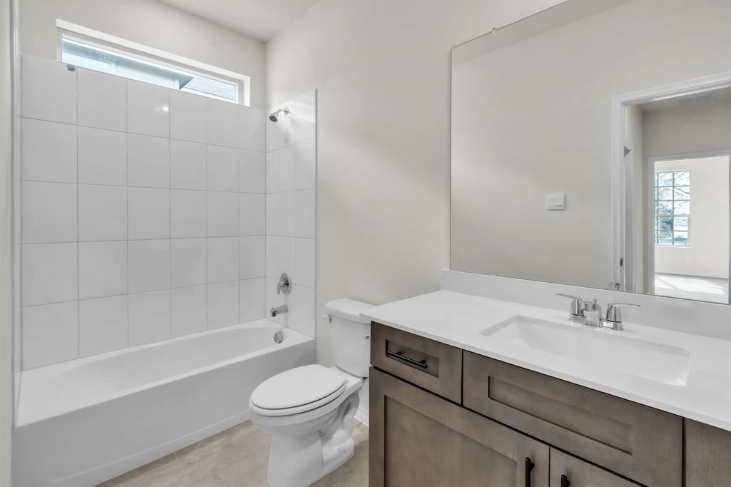 The Landing at Hidden Lakes - Residential