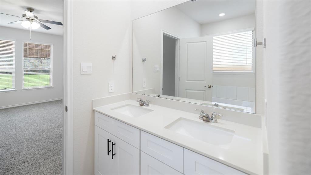 The Landing at Hidden Lakes - Residential