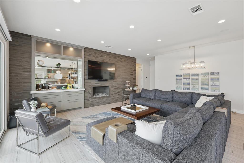 Pk Lake - Residential