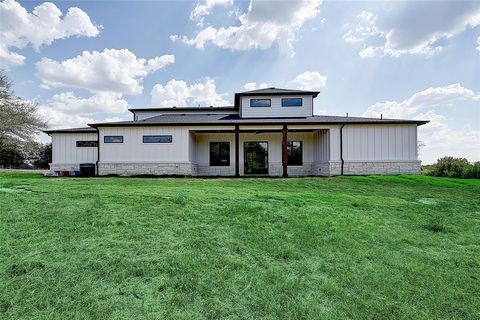 A home in Quinlan