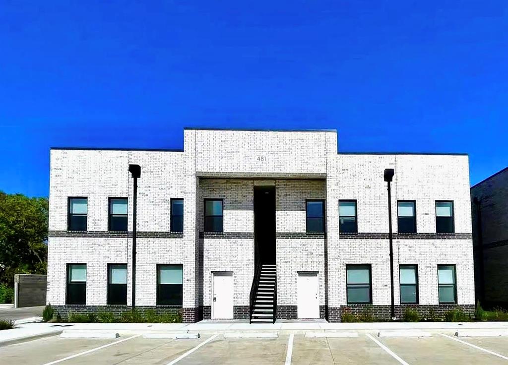 RICHLANDS PLAZA - Residential Lease