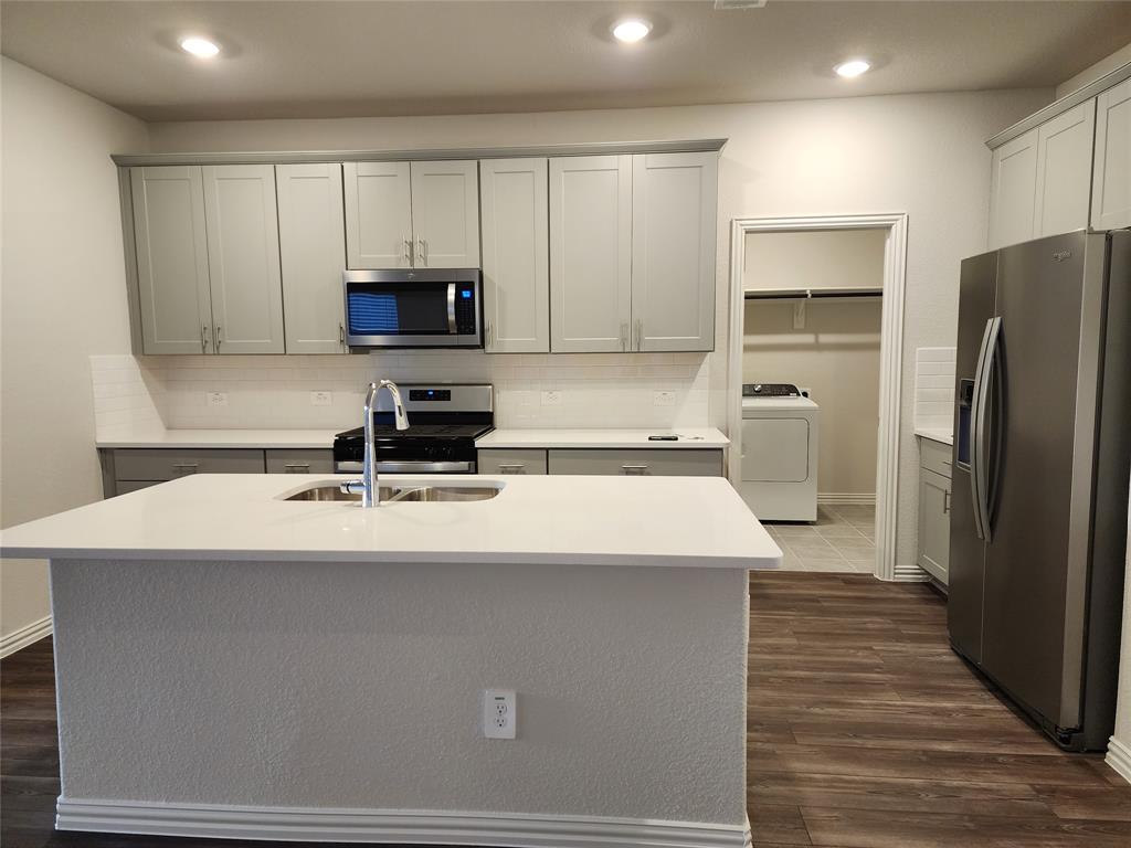 Lakehaven - Residential Lease