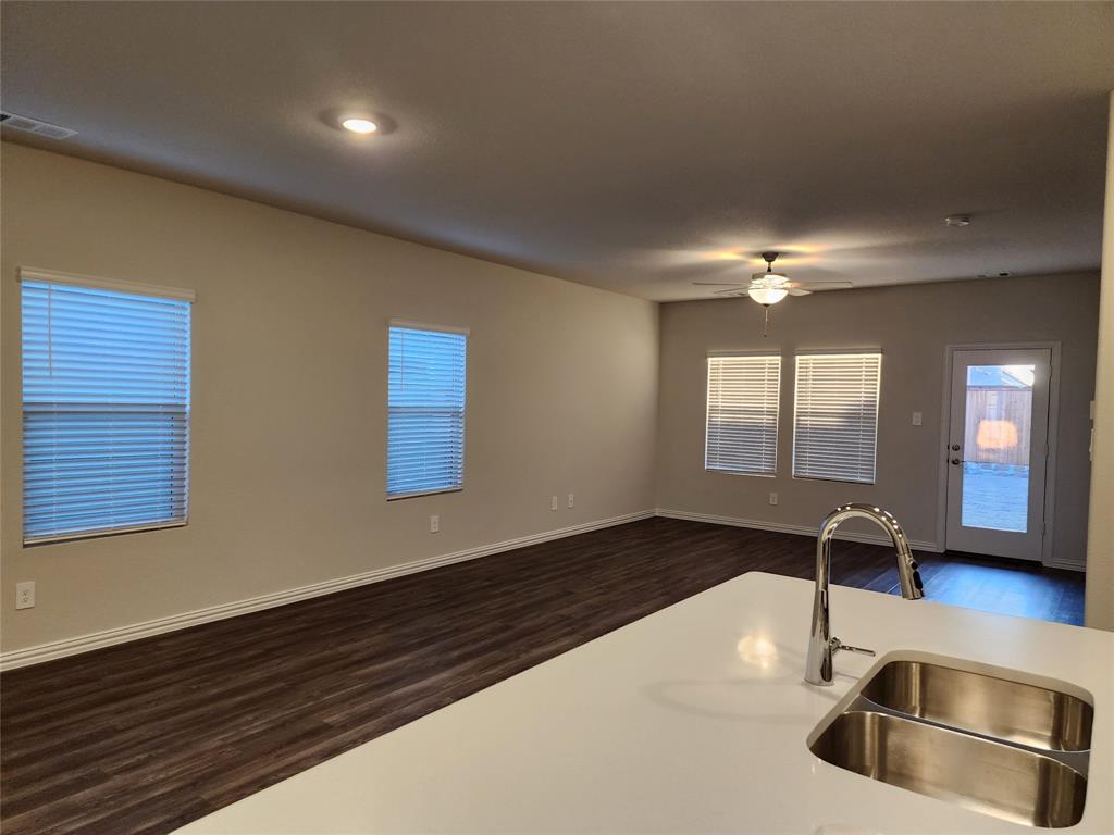 Lakehaven - Residential Lease