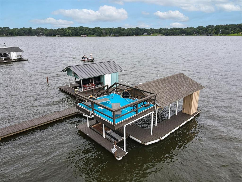 ADRIANS ACRES ADDN - Residential