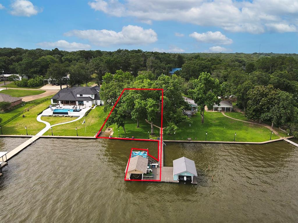 ADRIANS ACRES ADDN - Residential