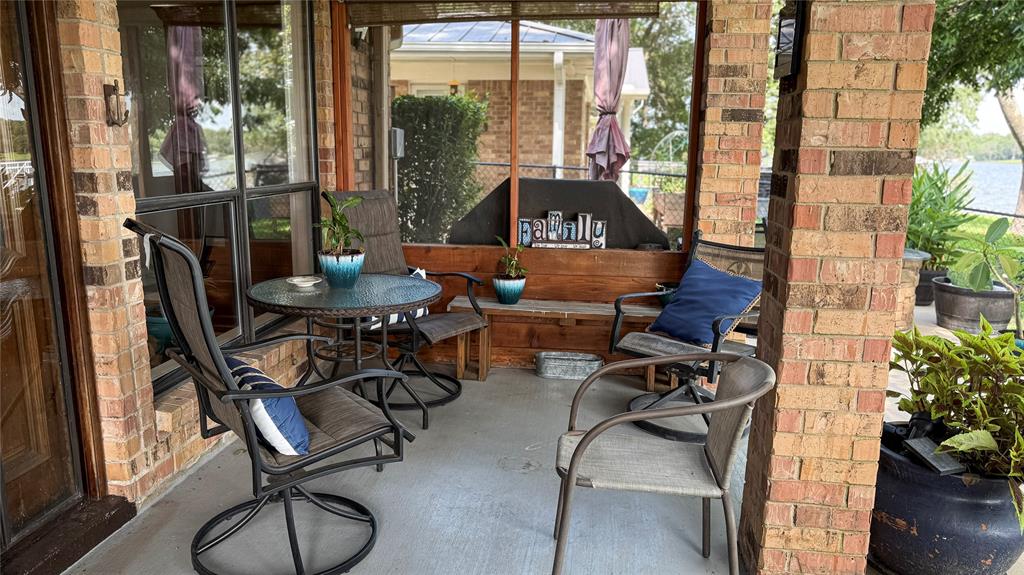 ADRIANS ACRES ADDN - Residential