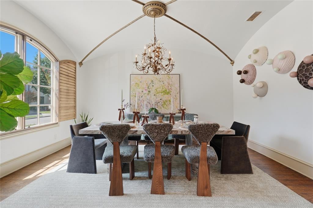 5757 Bernay Lane