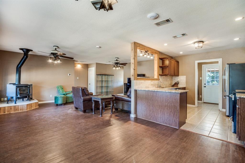 S B Lefors Surv A-532 - Residential