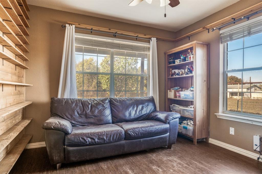 S B Lefors Surv A-532 - Residential