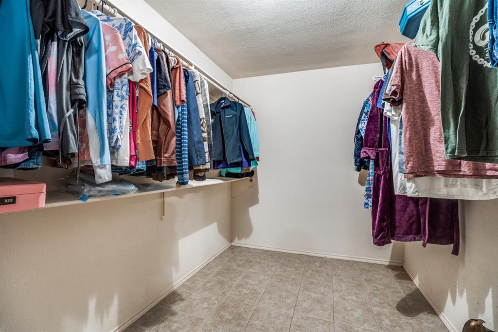 S B Lefors Surv A-532 - Residential