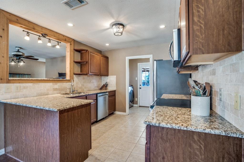 S B Lefors Surv A-532 - Residential