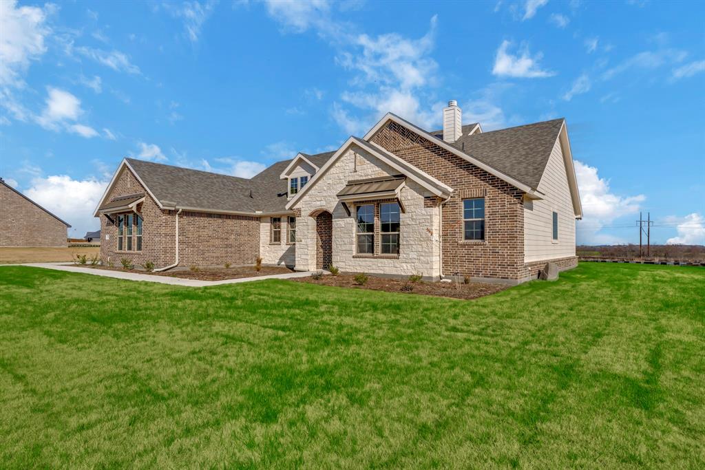 150 Roosevelt Lane