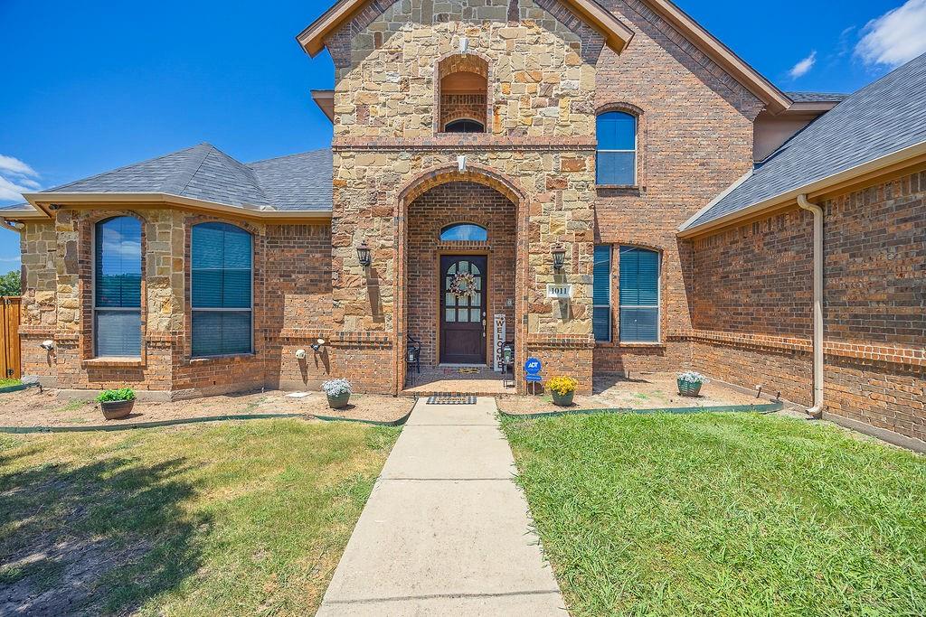 1011 Parview Circle