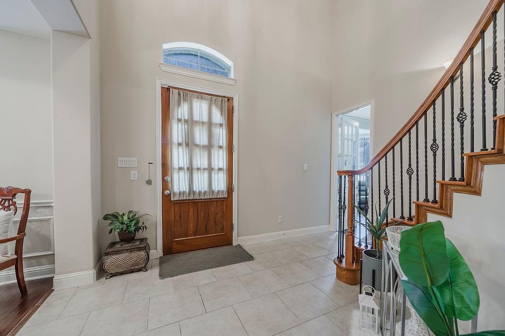 1011 Parview Circle