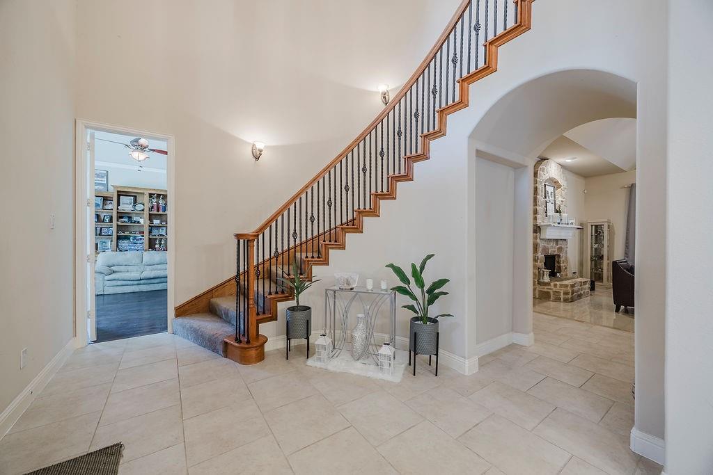 1011 Parview Circle