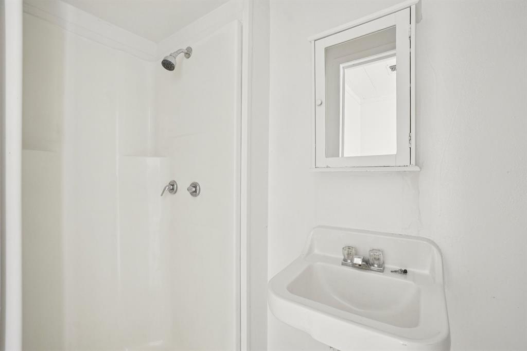 Original Cleburn - Residential Lease