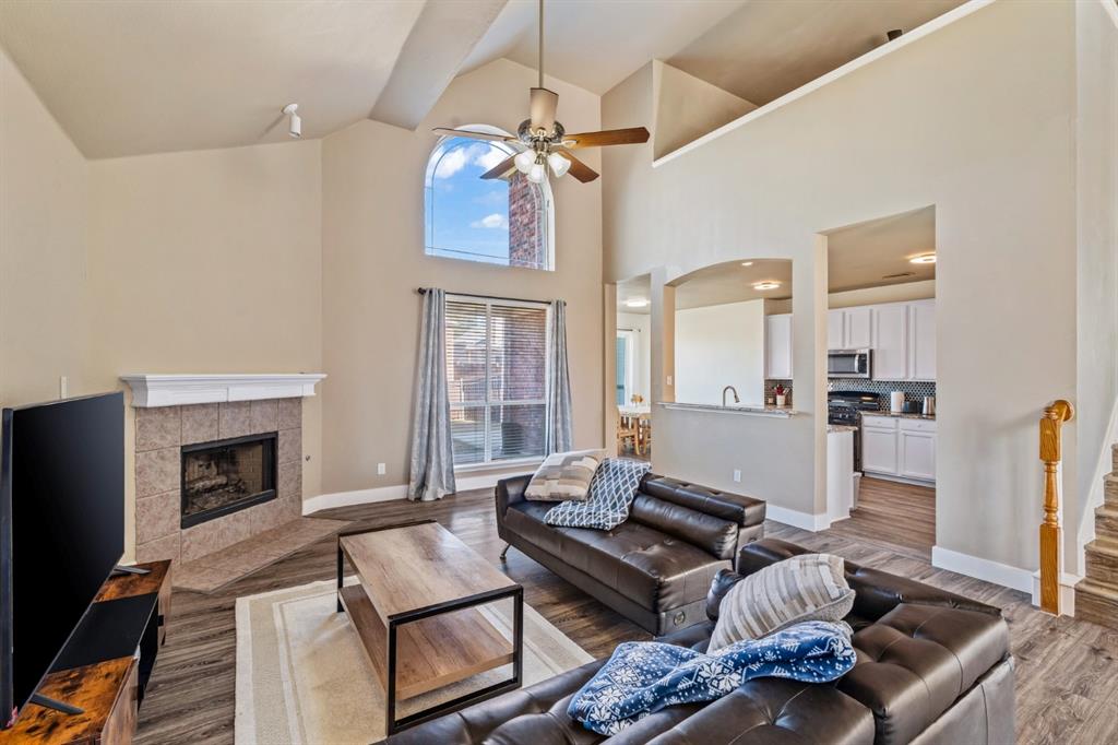 1464 Summerhill Drive