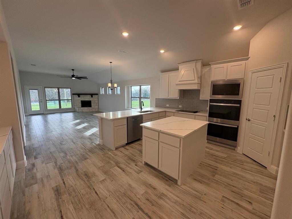 Regatta Oaks Ph I - Residential