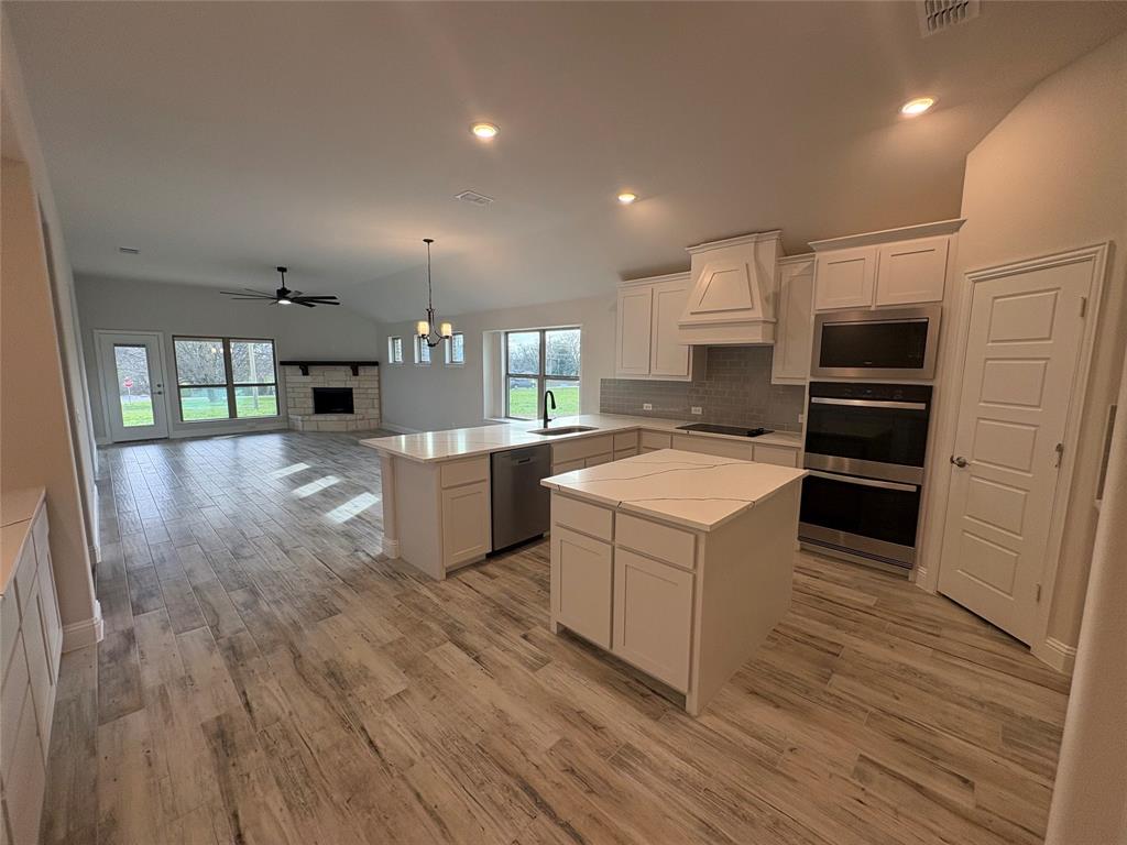 Regatta Oaks Ph I - Residential