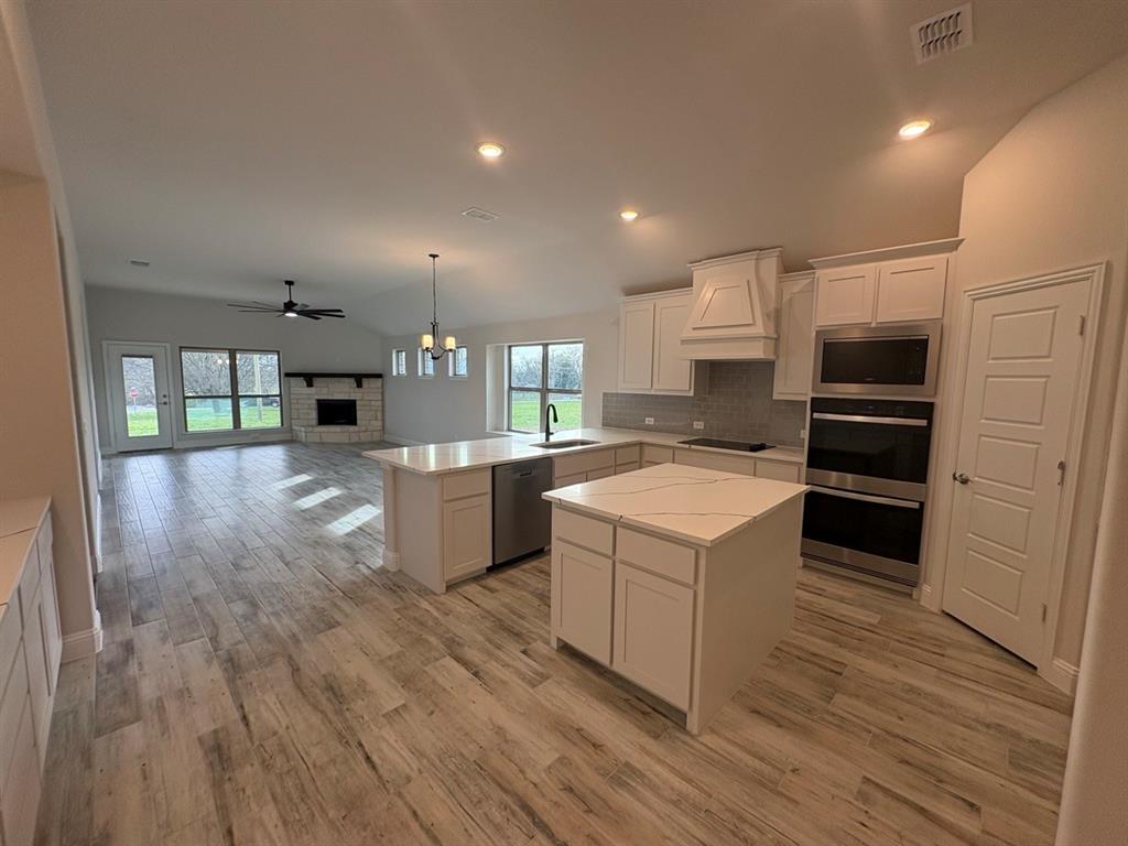 Regatta Oaks Ph I - Residential