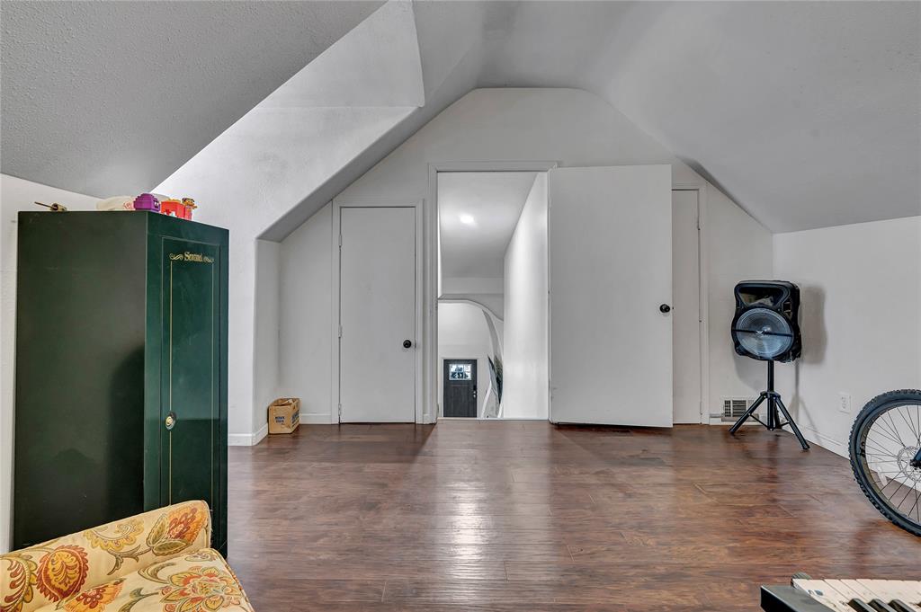 Shaw Heights - Residential