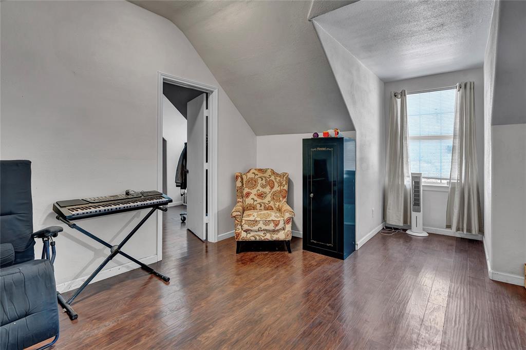 Shaw Heights - Residential