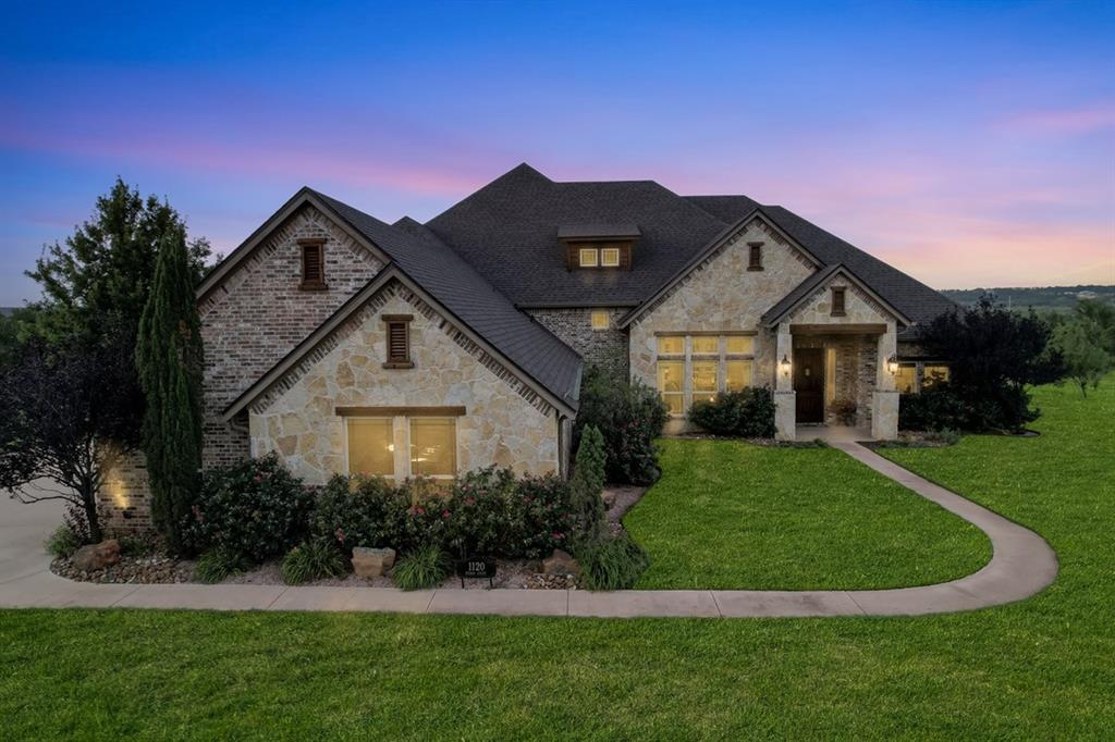 1120 Heron Court