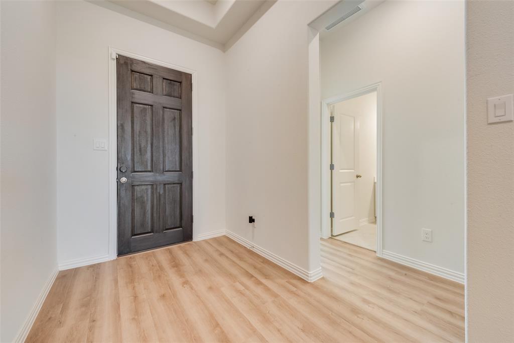 13033 Mizell Lane