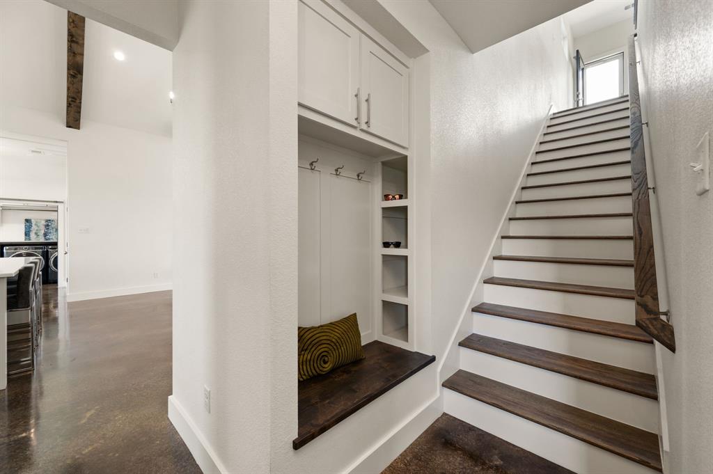 Estate Of Bison Creek - Residential