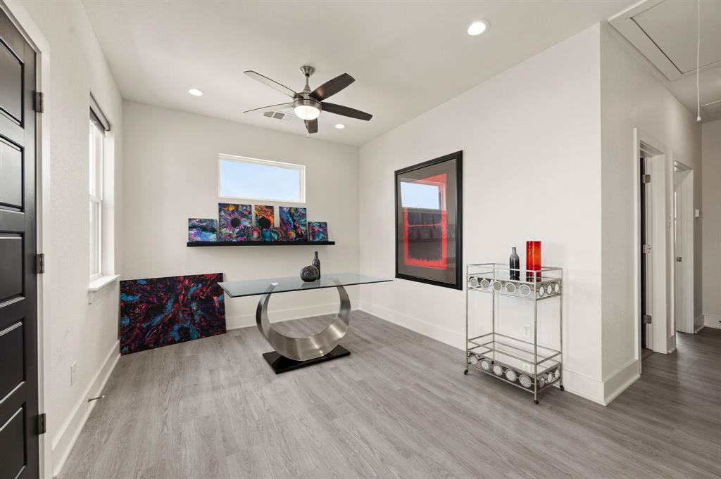 Estate Of Bison Creek - Residential