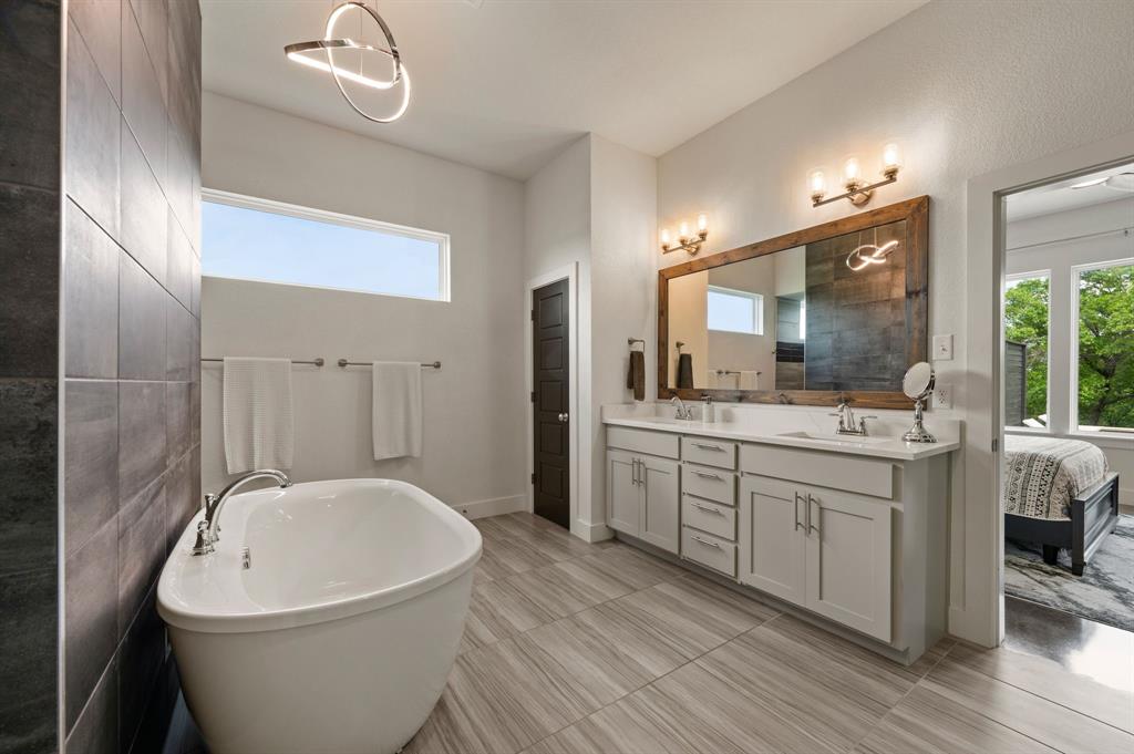 Estate Of Bison Creek - Residential