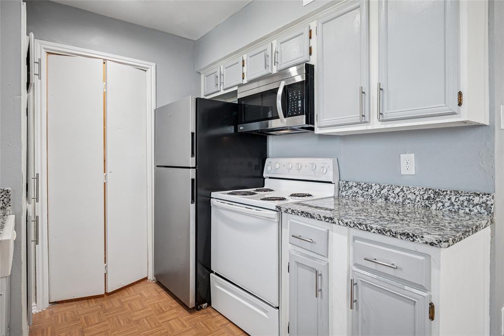 Lake Point Condos - Residential