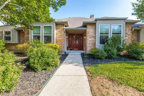 9019 Windy Crest Drive Dallas TX 75243