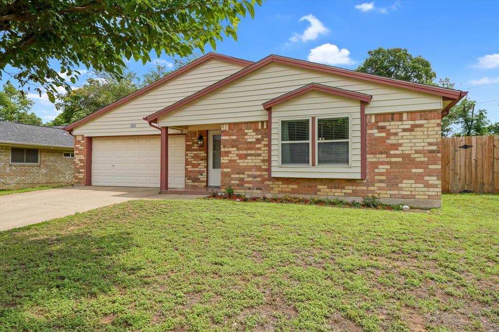 1926 Creek Wood Court