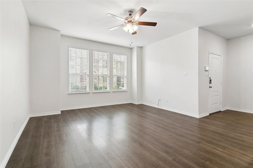 Photo of 2041 Juniper Pass Way, Mesquite, TX 75149 (MLS # 21228879)