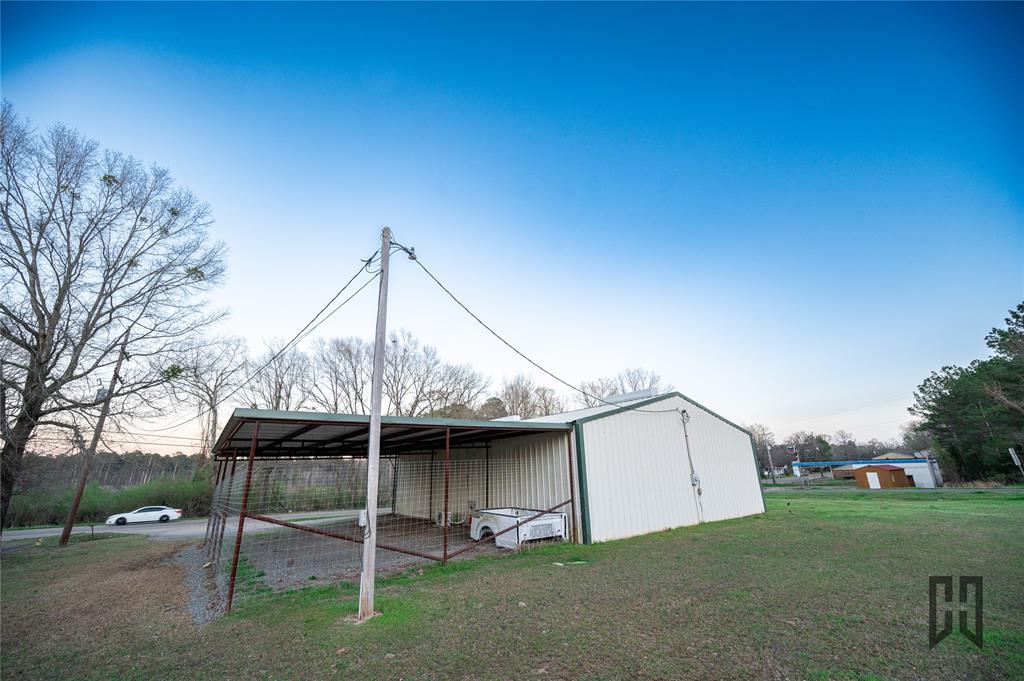 10335 Hwy 79