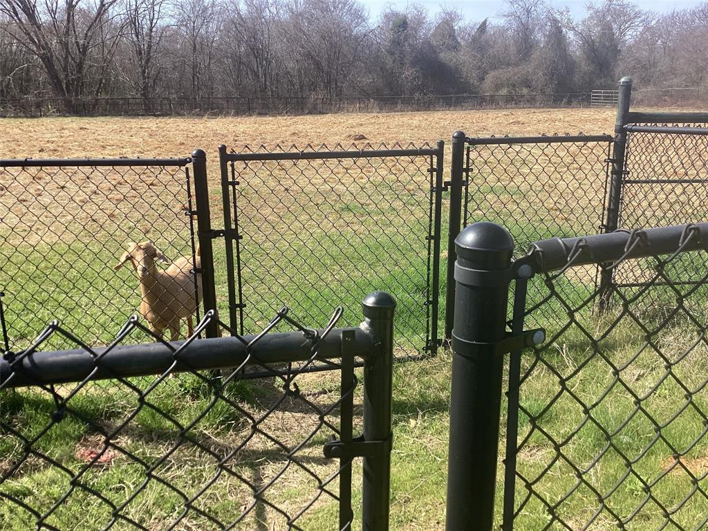 Abstract 697 - Residential