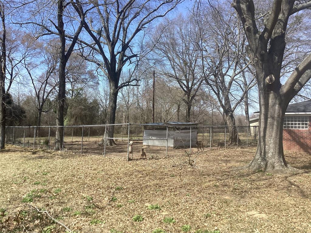 Abstract 697 - Residential