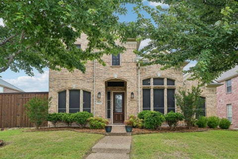 Photo of 13029 Broadhurst Drive, Frisco, TX 75033 (MLS # 21285780)