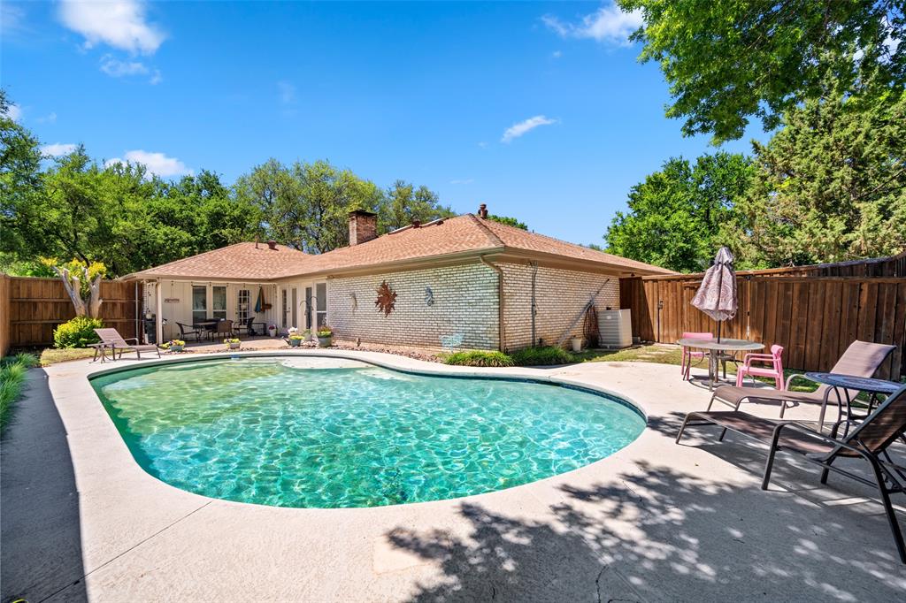 16834 Mossy Oak Drive
