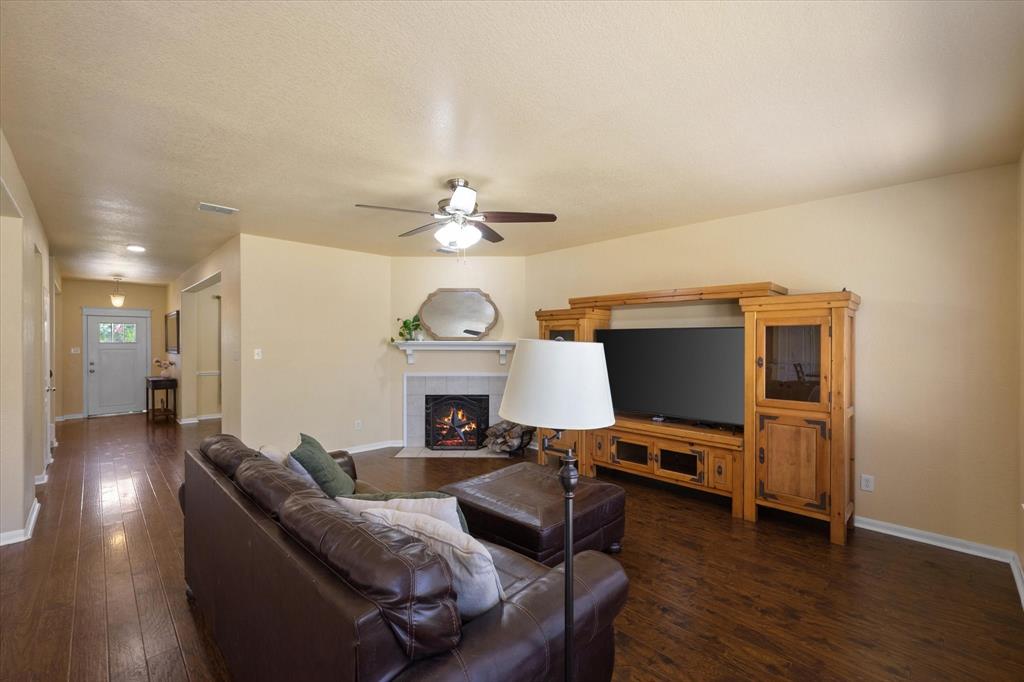 Sendera Ranch - Residential