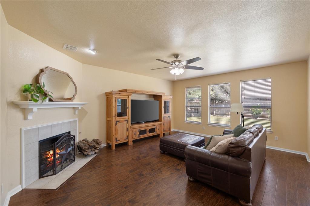 Sendera Ranch - Residential