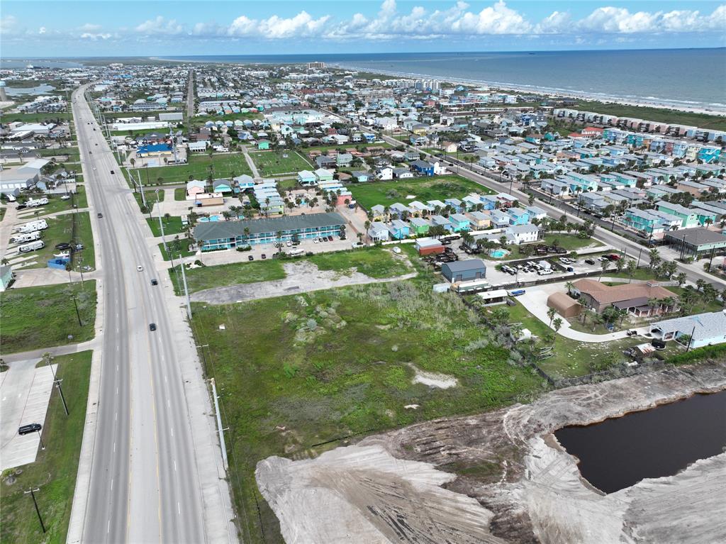 Mustang Island - Land