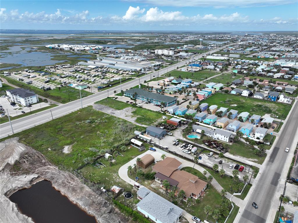 Mustang Island - Land