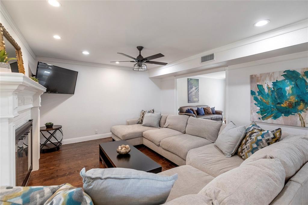 University Hills 02 Instl - Residential