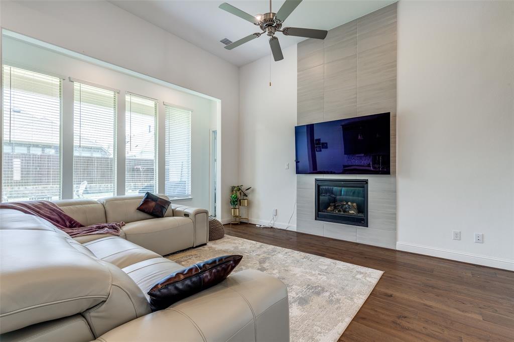 607 Rustic Trail