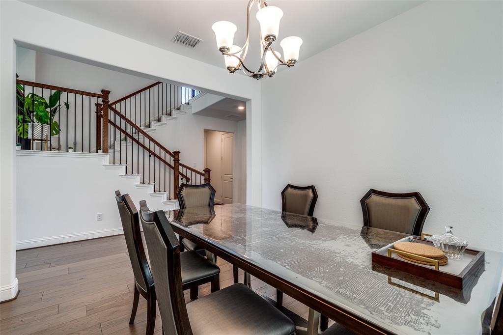 607 Rustic Trail